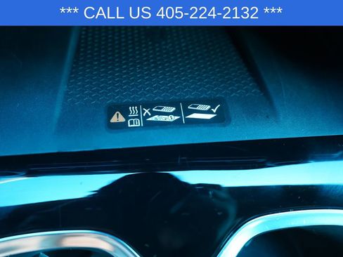 Used 2025 Chevrolet Traverse LT FWD image 42