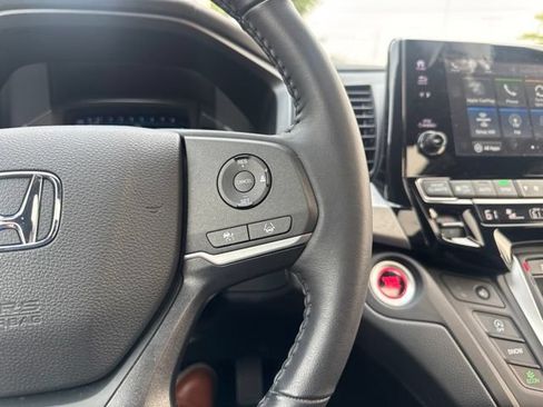 Used 2024 Honda Odyssey EX-L image 22