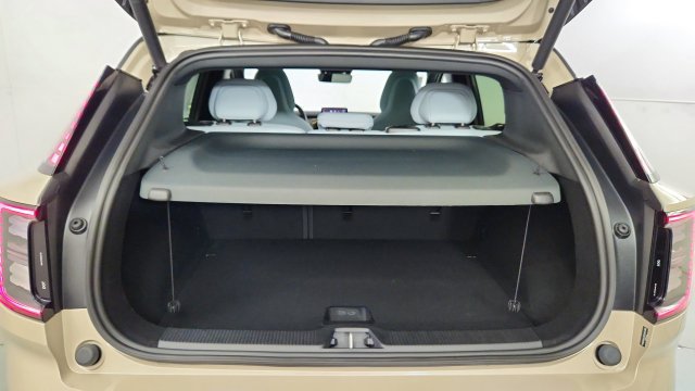 New 2026 Volvo EX30 Ultra w/ Protection Package AWD/4WD image 35