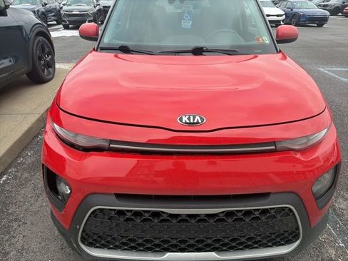 Certified 2021 Kia Soul S image 2