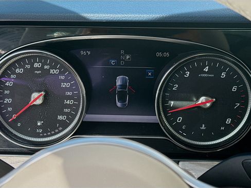 Used 2019 Mercedes-Benz E 450 Cabriolet image 11