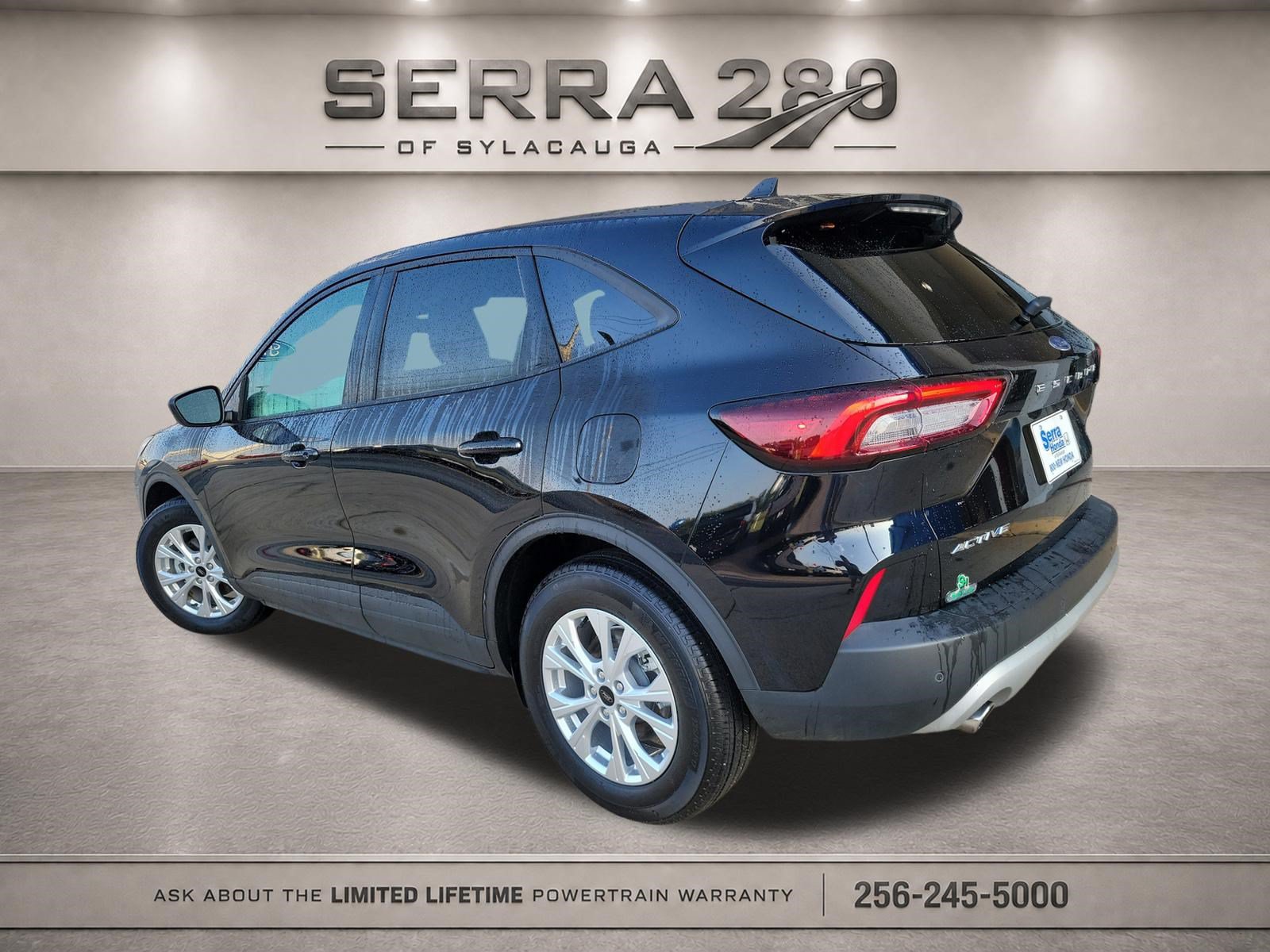 Used 2025 Ford Escape Active w/ Tech Pack #1 FWD image 5