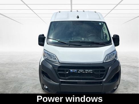Used 2025 RAM ProMaster 2500 w/ Convenience Group FWD image 9