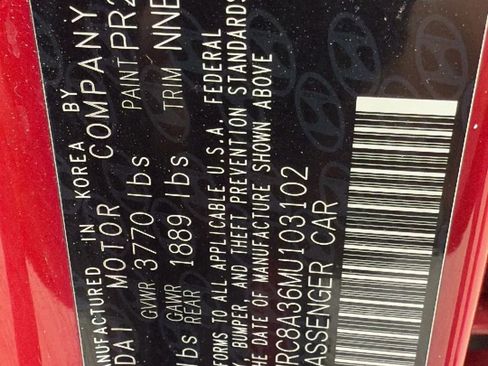 Used 2021 Hyundai Venue SEL image 29