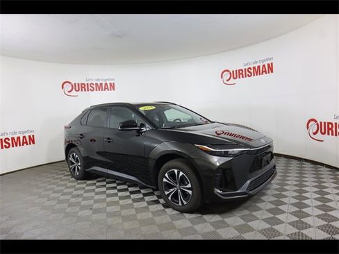 Used 2024 Toyota bZ4X XLE image 9