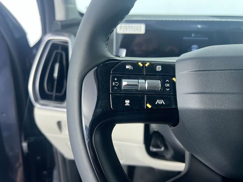 New 2026 Kia Sorento S image 17