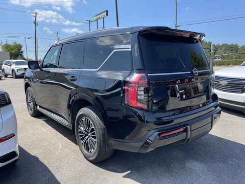 Used 2025 Nissan Armada Platinum w/ Convenience Package AWD/4WD image 4