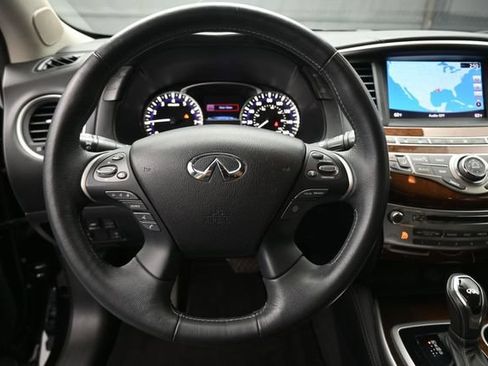 Used 2017 INFINITI QX60 FWD w/ Deluxe Technology Package image 32