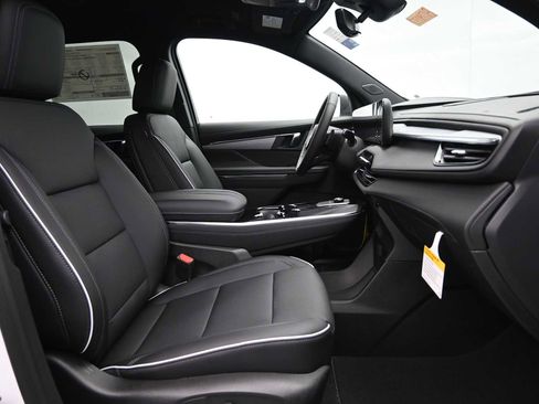 New 2026 Buick Enclave Preferred w/ Power Package image 10