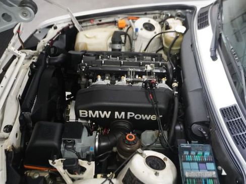 Used 1991 BMW M3 Coupe image 15