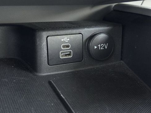 Certified 2025 Ford Escape Active image 21