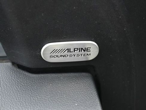 Used 2020 Dodge Charger R/T w/ Plus Group RWD image 17