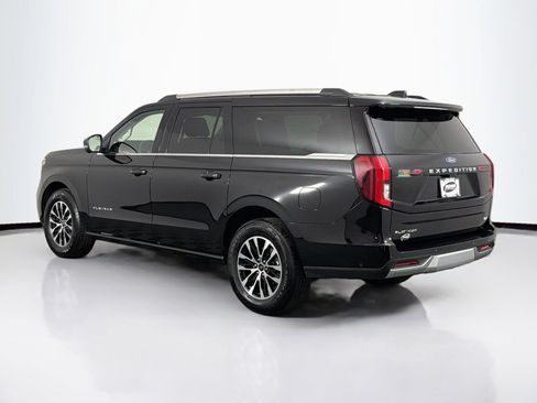 Used 2025 Ford Expedition Max Platinum AWD/4WD image 9