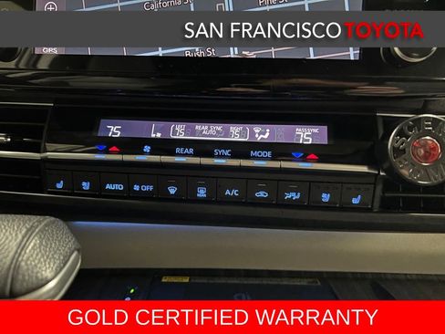 Certified 2021 Toyota Sienna Limited image 32