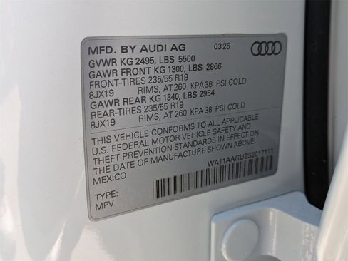 New 2025 Audi Q5 Premium image 18