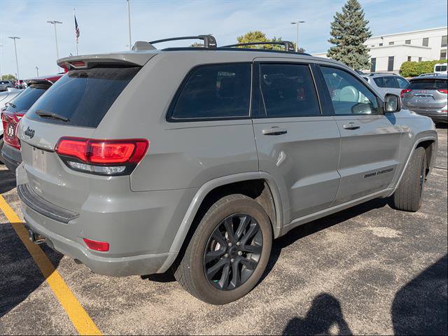 Used 2019 Jeep Grand Cherokee Altitude AWD/4WD image 6