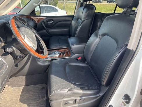 Used 2019 INFINITI QX80 Luxe w/ 22" Wheel Package image 2