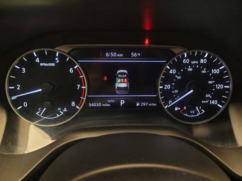 Used 2024 Nissan Rogue S image 23