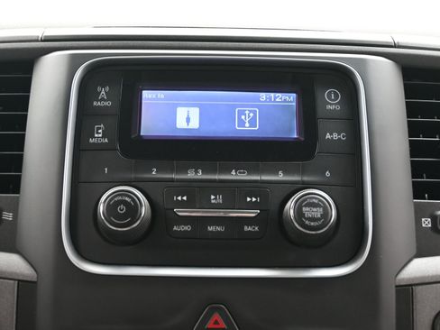 Used 2018 RAM 2500 Tradesman w/ Chrome Appearance Group image 31