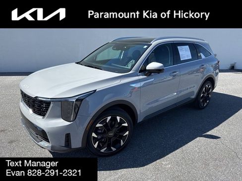 Used 2025 Kia Sorento SX FWD image 1