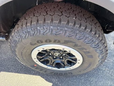 New 2025 Ford Bronco Big Bend w/ Black Diamond Package AWD/4WD image 15