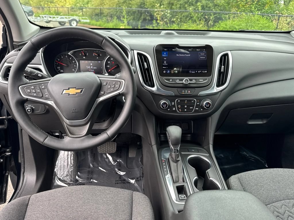 Used 2023 Chevrolet Equinox LT FWD image 12