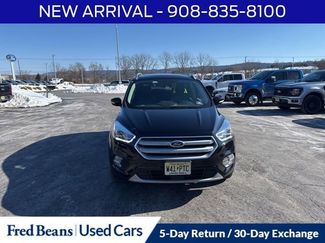Used 2019 Ford Escape Titanium video 2