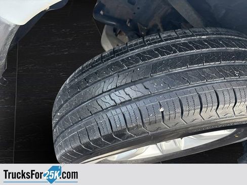 Used 2013 RAM 1500 Classic SLT image 32