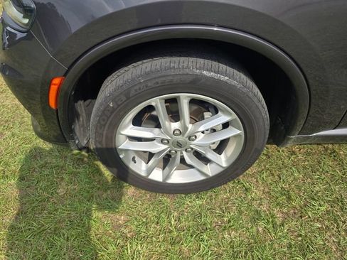 Used 2024 Dodge Durango GT AWD/4WD image 2