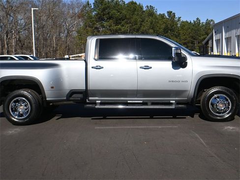 Used 2024 Chevrolet Silverado 3500 LTZ w/ LTZ Convenience Package image 2