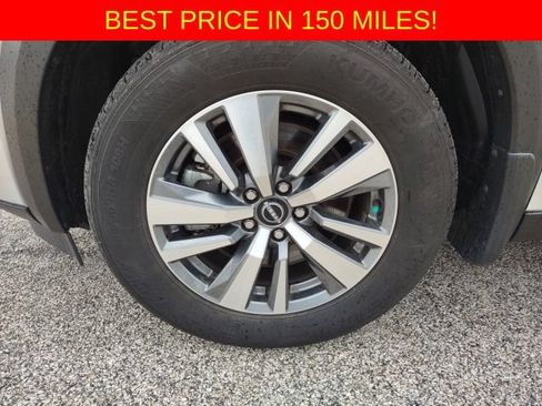 Used 2025 Nissan Pathfinder SL AWD/4WD image 29