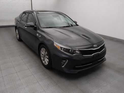 Used 2018 Kia Optima EX w/ Technology Package FWD image 13