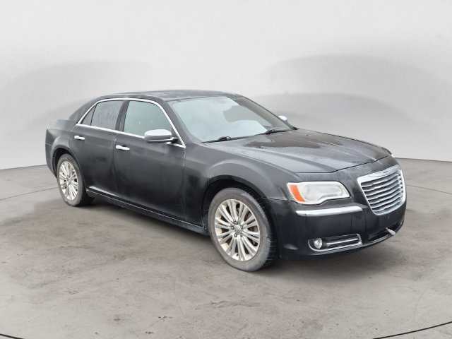 Used 2012 Chrysler 300 Limited AWD/4WD image 3