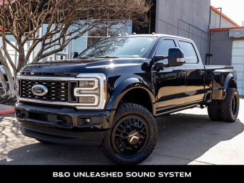 Used 2025 Ford F450 Platinum image 5