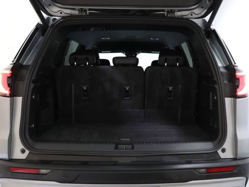 Used 2024 GMC Acadia Elevation w/ Luxury Package AWD/4WD image 21