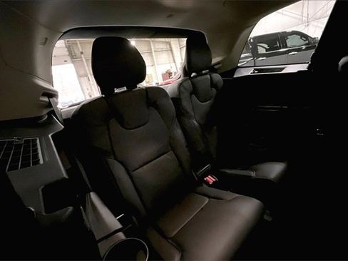 Certified 2023 Volvo XC90 B6 Ultimate image 29