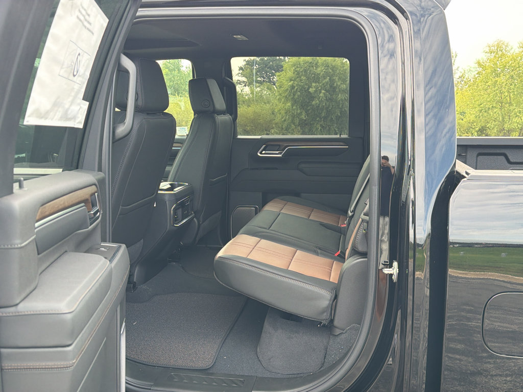 New 2026 Chevrolet Silverado 2500 High Country w/ High Country Premium Package AWD/4WD image 36