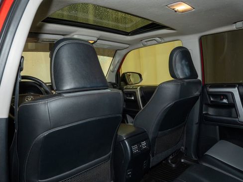 Used 2019 Toyota 4Runner SR5 Premium image 8