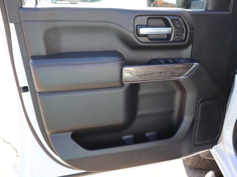 Used 2020 Chevrolet Silverado 2500 LTZ image 13