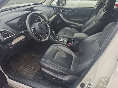Used 2023 Subaru Forester Limited image 12