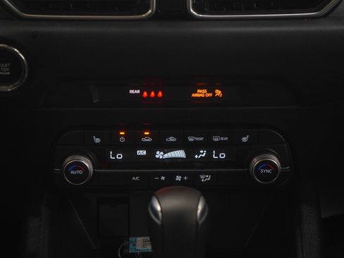 Used 2020 MAZDA CX-5 Touring FWD image 18