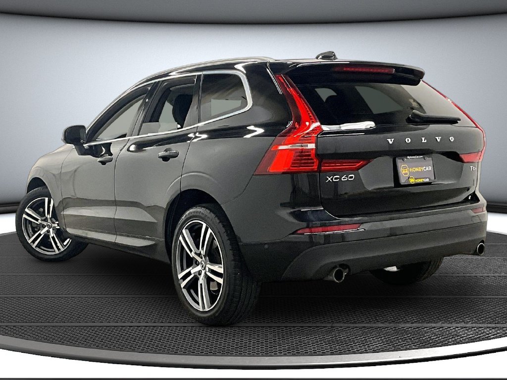Used 2019 Volvo XC60 T6 Momentum w/ Multimedia Package AWD/4WD image 4