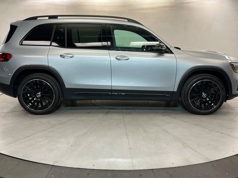 New 2026 Mercedes-Benz GLB 250 4MATIC image 6