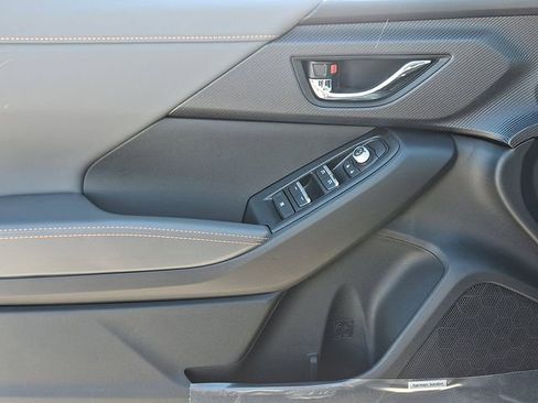 New 2025 Subaru Crosstrek 2.5i Limited w/ Crosstrek Mirror Package image 8