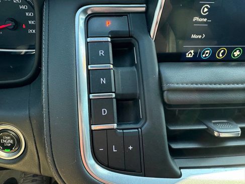 Used 2021 Chevrolet Tahoe Z71 image 26