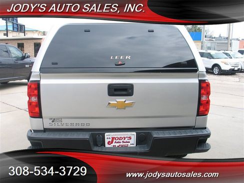 Used 2018 Chevrolet Silverado 1500 W/T w/ Trailering Package RWD image 30