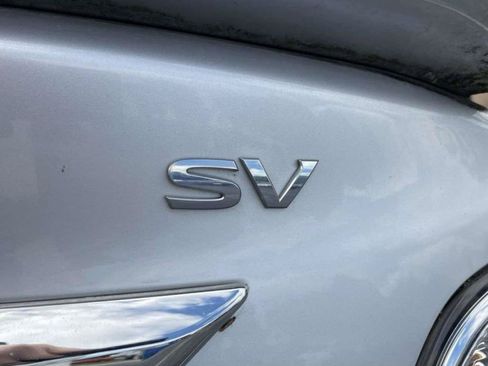 Used 2014 Nissan Altima 2.5 SV w/ Convenience Package FWD image 2