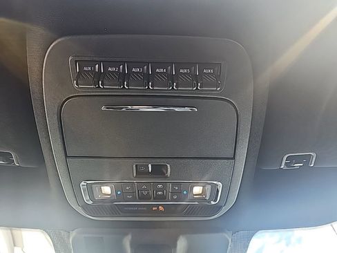 Used 2023 Ford F150 Raptor w/ Raptor Carbon Fiber Package AWD/4WD image 24