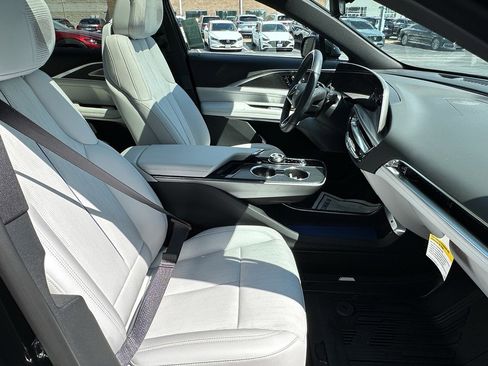 New 2025 Cadillac Lyriq Luxury w/ LPO, Floor Liner Package image 15