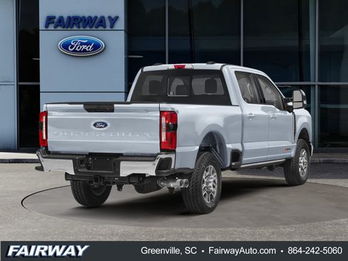 Used 2024 Ford F250 Lariat w/ Lariat Ultimate Package AWD/4WD image 2